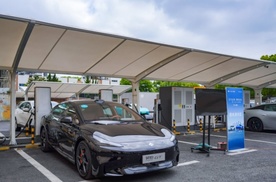 省下的不仅是钱：昊铂HT 对比智己LS6 的超值价值体验