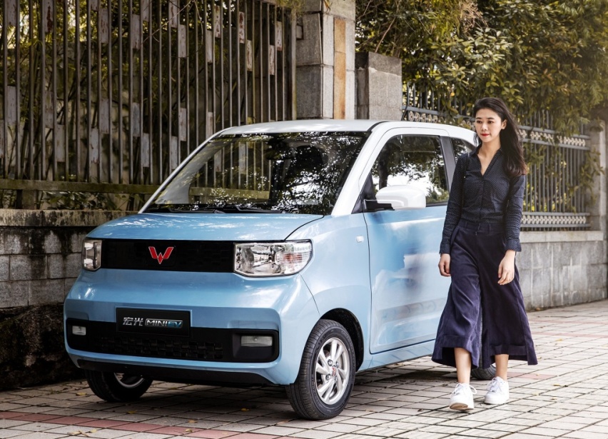 档次太低，无法上沪牌，五菱宏光MINI EV会退出上海吗？