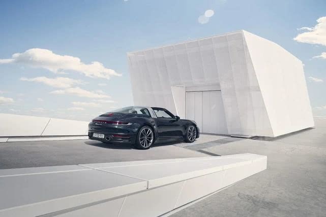 保时捷全新911 Targa 4/4S上市 敞篷+四驱