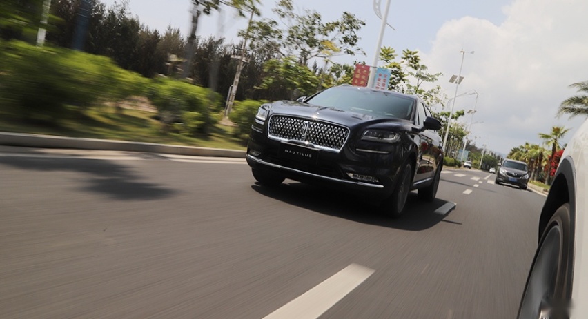【鹏哥聊车】40万左右最值的V6？试驾林肯航海家2.7T