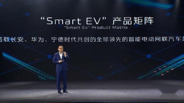月销三位数，新车动辄“全球首款”，这些品牌狂啥？
