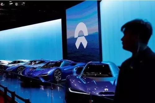 李斌之南：都想收购蔚来 却都不想要他