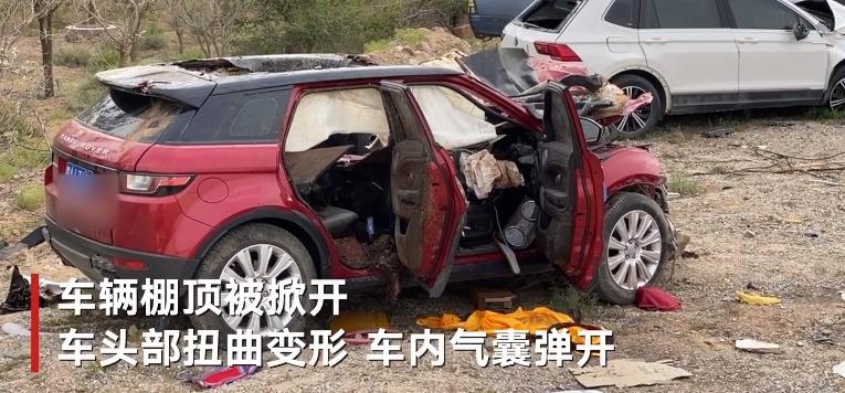 “谢大脚”车祸身亡,全景天窗真不安全?