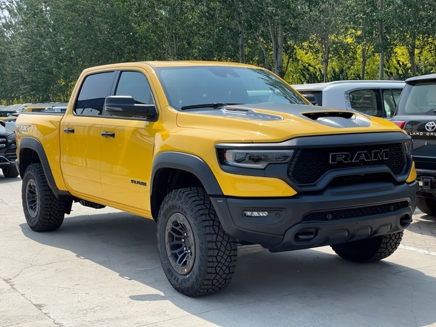 3.5L+10AT+大沙发+大屏,豪华升级新猛禽F-150告别傻大黑粗
