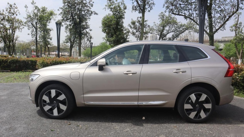 沃尔沃xc60 t5落地价图片