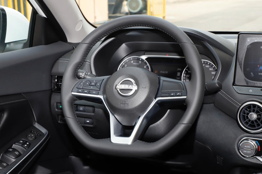 降至9.98万元，搭1.6L+CVT，油耗5.57L，轩逸悦享版如何？