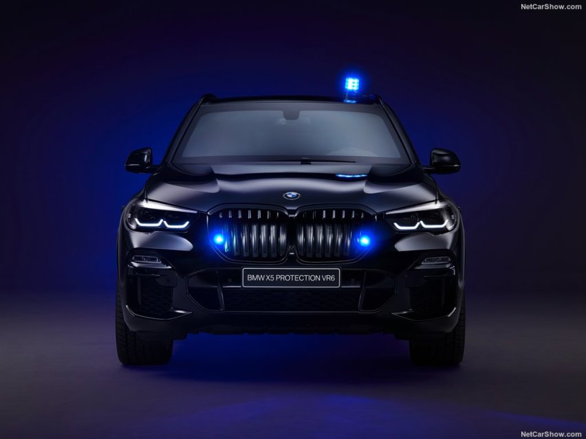 硬核宝马X5安全车，手榴弹加AK47也拿他没办法！
