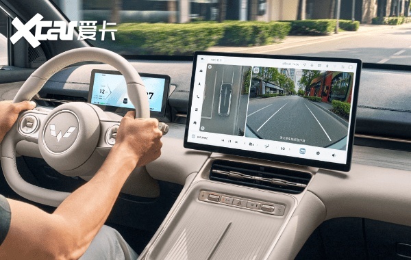 买车家, 售价9.98万元起，五菱星光S “星”动上市
