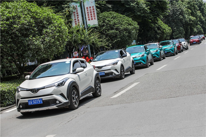 外观个性、动力十足——山城重庆试驾丰田C-HR