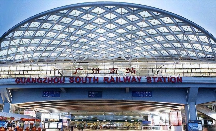 广州南站停车场收费多少钱一天，广州南站停车场收费标准2022
