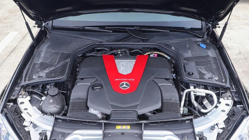 AMG C 43月养车3637元贵在哪？加油/保险不便宜