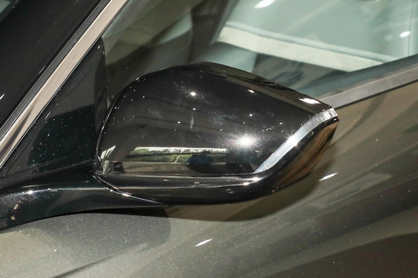 14.37万买中型车，凡尔赛C5 X哪款更值得入手？其实入门版就够了