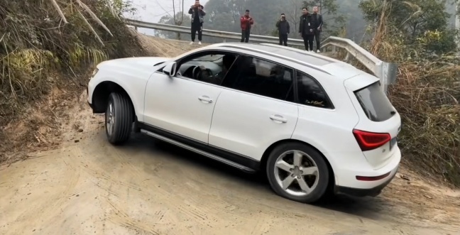 挑战成佛坡一把过！这5款SUV很牛气，最后一款是国产车