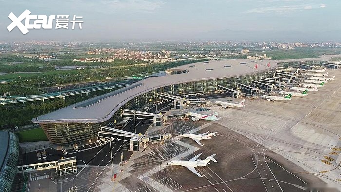 宁波栎社机场停车场怎么收费，宁波栎社机场停车收费多少一天