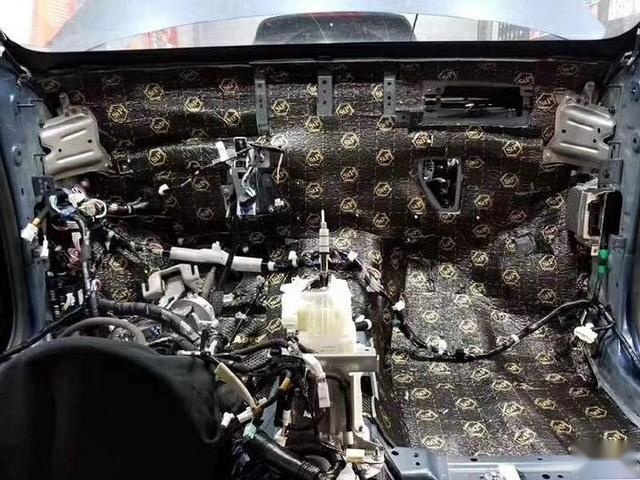 台州慧声马自达昂克赛拉全车STP隔音改装升级，施工降噪一步到位