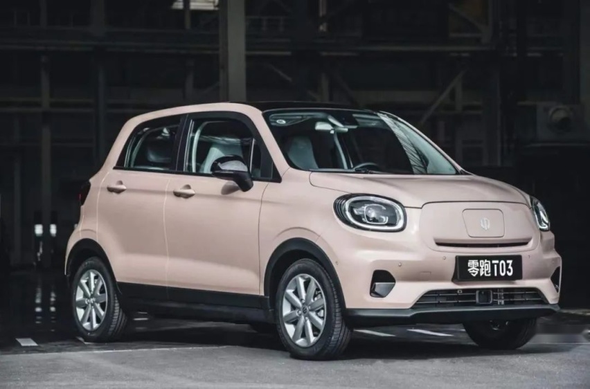 智能安全、动力升级，2022款零跑T03上市，6.89万元起
