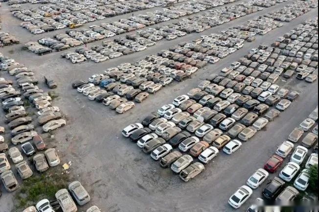 郑州泡水车大量流入市场 奔驰C级卖15万/宝马3系卖9万