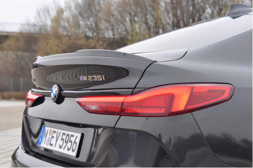 深度试驾全新宝马M235i:一部“来都来了”的异类高性能前驱