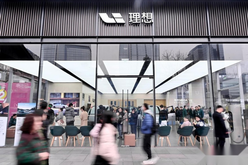 理想汽车MEGA被造谣，决定反击，立志守护公平竟争新环境