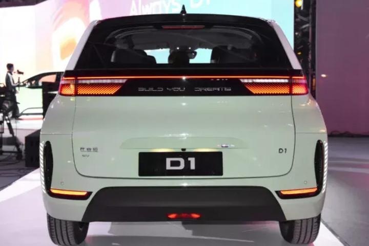 预算16万打算买网约车？不如来看新款奔腾NAT换电版和比亚迪D1