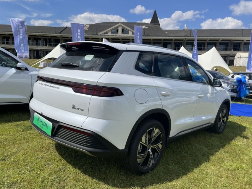 买了不后悔：比亚迪在长举办宋Pro DM-i冠军版品鉴及交车仪式