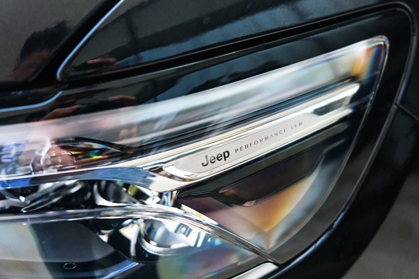 售价依然偏高？Jeep第一辆插电混动SUV，评指挥官PHEV