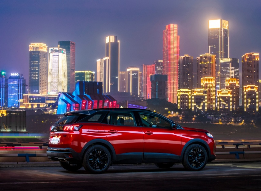 标致4008炫夜版来了!全新配色活力十足,实力碾压CR-V