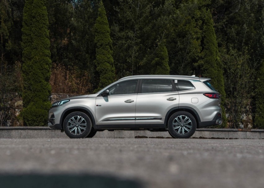 奇瑞家族的新旗舰SUV，颜值升级，动力提升，11.99万起可