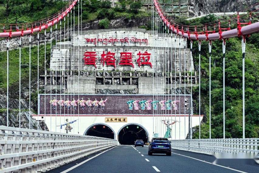 深度体验后，通过6个点聊LYRIQ锐歌SUPER CRUISE辅助驾驶