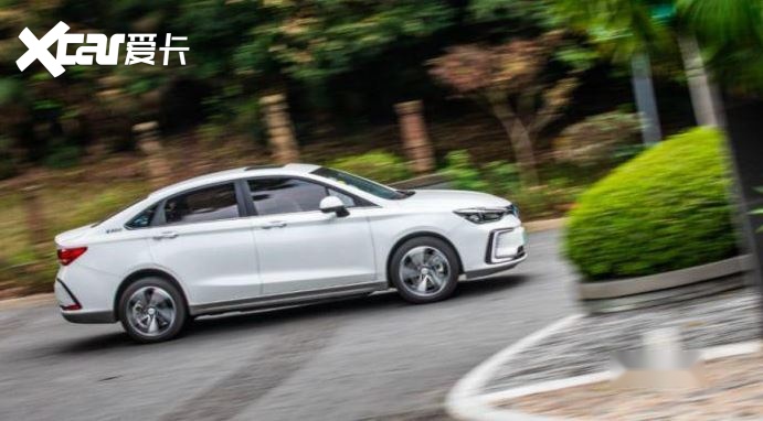 BEIJING汽车-北汽新能源EU5同时斩获销量与口碑