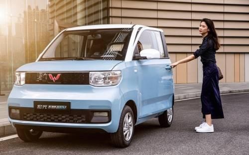 9月销量破2万 宏光mini Ev 新神车 的标签 贴稳了 爱卡汽车爱咖号 9月销量破2万 宏光mini Ev 新神车 的标签 贴稳了 爱卡汽车爱咖号
