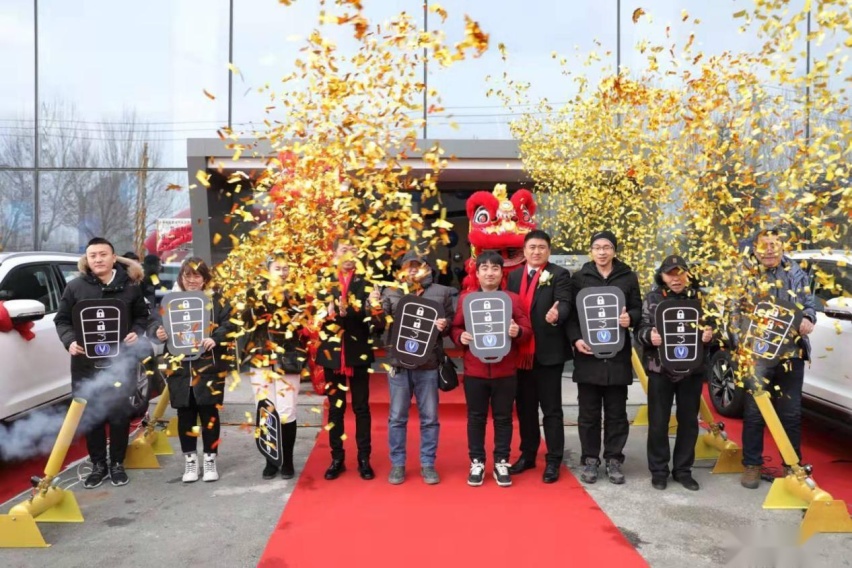 潮派与经典的结合 长安CS55 PLUS在年轻重定义未来