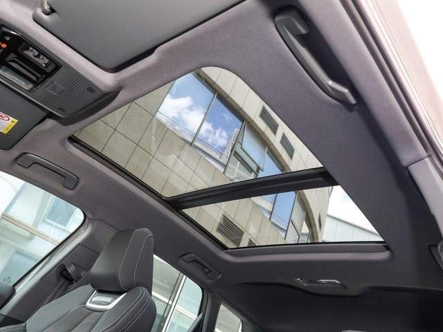 年轻人喜欢的纯电豪华SUV，配地表最强电池包，不足30万很划算