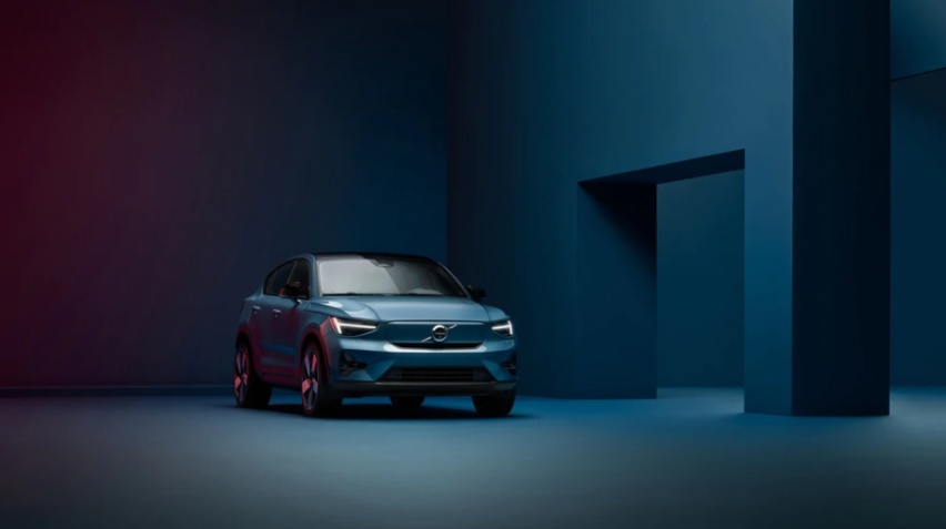 沃尔沃C40：奔驰EQA，30万级别的纯电SUV，你没有竞争力