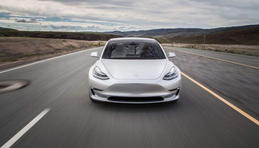 1-8月北京新车销量30万：33％豪华车，第一是Model3