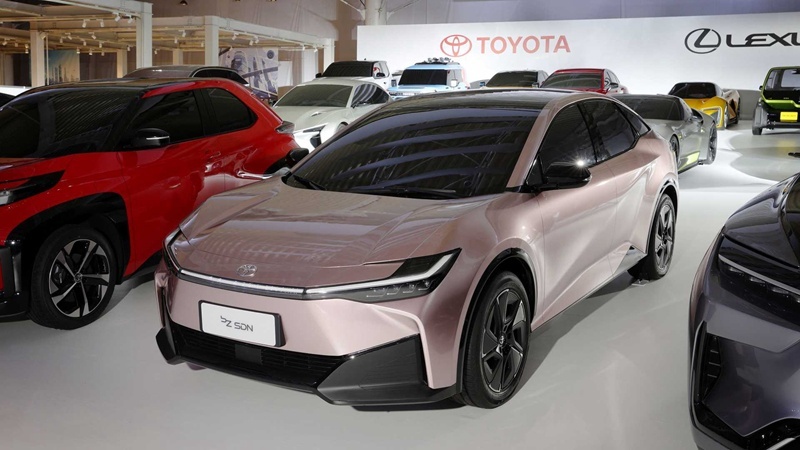 toyota-bz-sdn (1)_副本.jpg