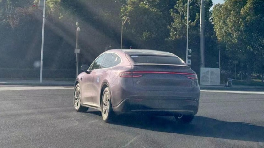 智界R7卖点只是802km续航？满血途灵比特斯拉好开