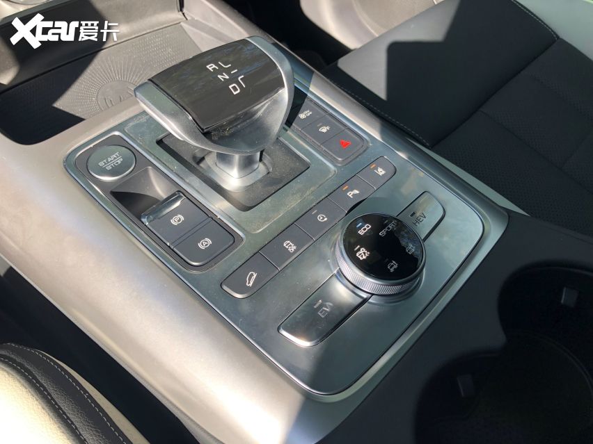 新能源车型中的“富二代”，看看腾势X插混版