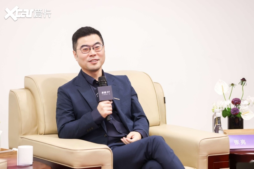 张亮：因AI而生 为家跨越 家越07以体系力挑战增程车市场第一