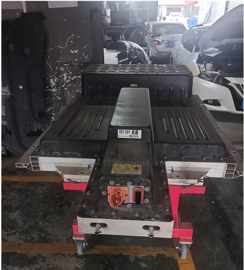 续航缩水，无法充电，高速动力中断，启辰D60EV的车主们后悔吗？