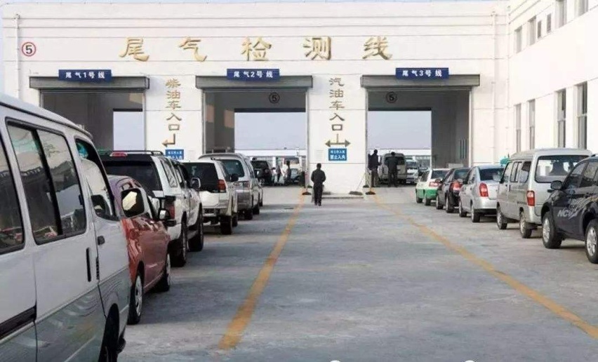 外卖小哥变身垃圾回收员，收入过万，汽车报废有没有“宝”可挖？