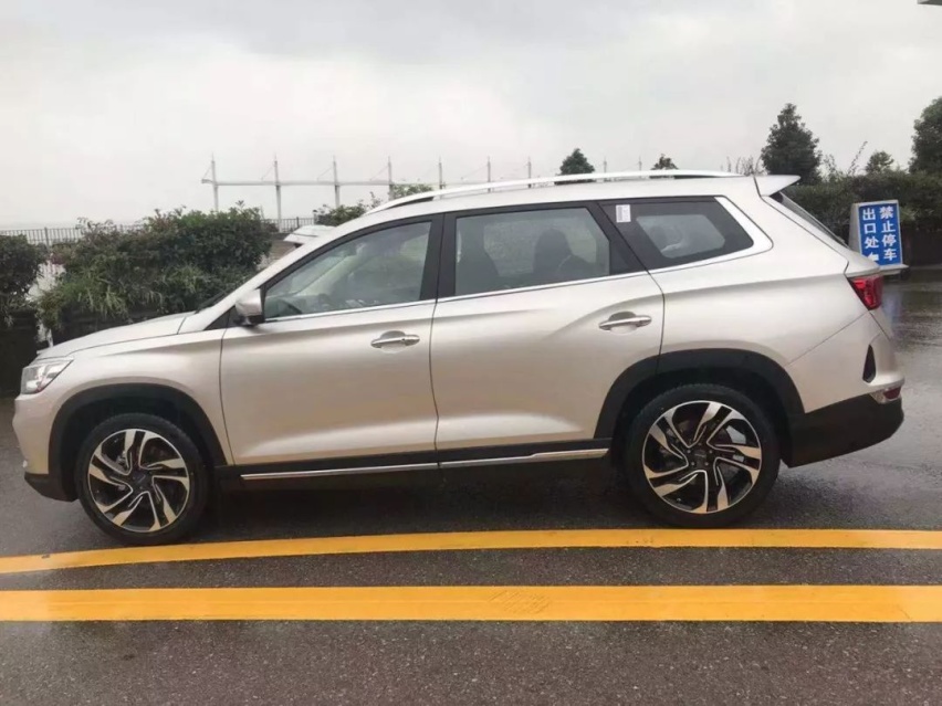 满足国六排放的1.6T，新款捷途X90正式上市，售价10.9