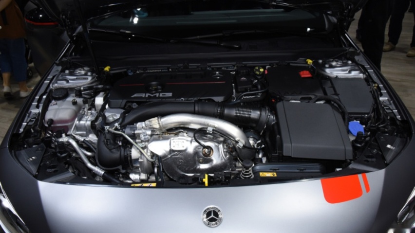 全新奥迪RS 3对AMG A 35 L:贵有贵的道理
