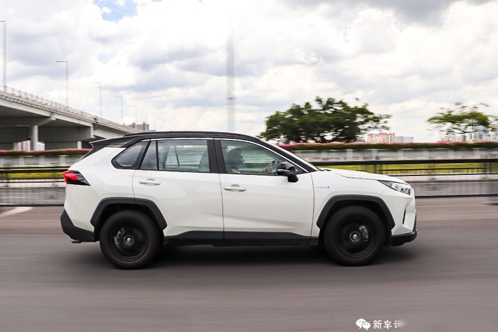 一汽丰田RAV4超深度车评：不是所有的传奇都能延续传奇