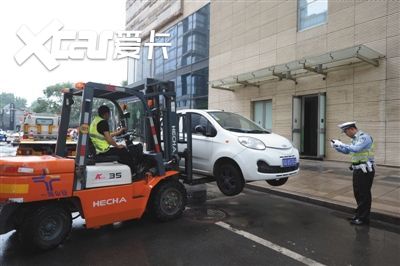 出门办事违规停车，交警：只要按照这条就不算违规！