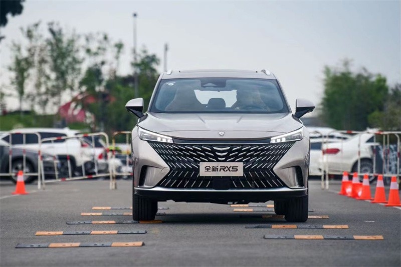SUV品质交锋 全新荣威RX5品质对比试驾迎敌手 自信满满