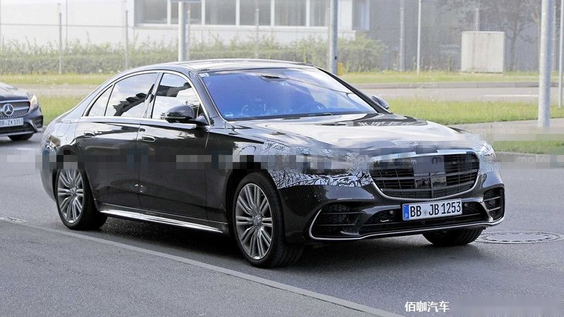 2021-mercedes-s-class-spy-photo-front-quarter-angle.jpg