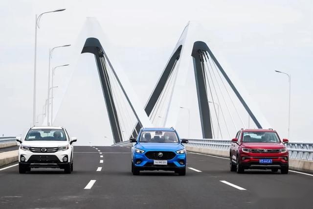 全面评测8万元越级小型SUV：要涡轮增压，还是要智能驾驶？