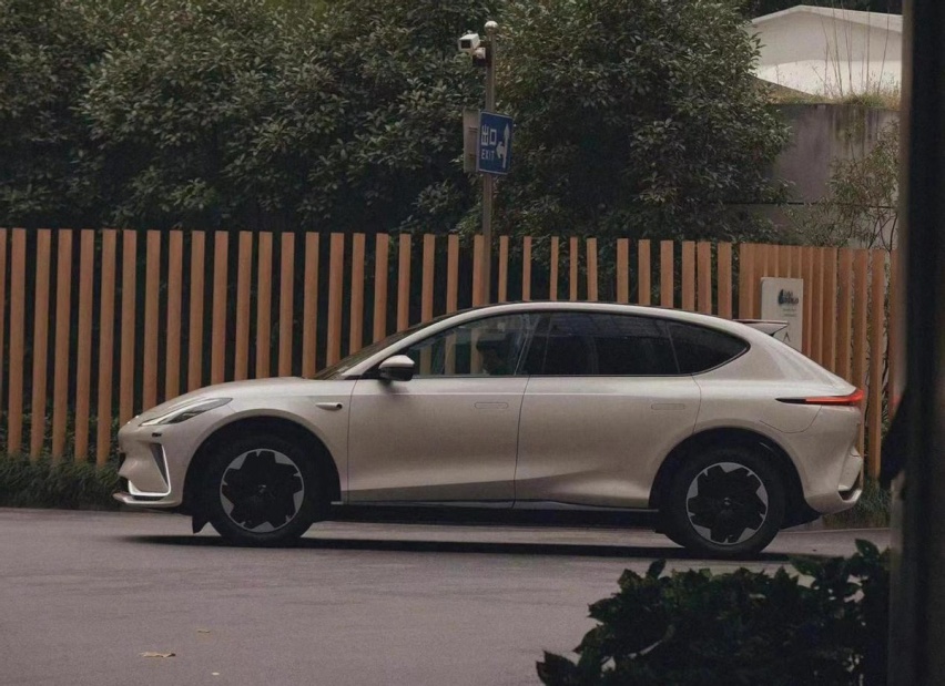 50万内必入的SUV？智己LS7靠嘴说还是真有“料”