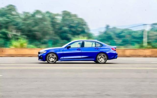 试驾全新BMW 3系：更舒适是事实，但绝非不运动